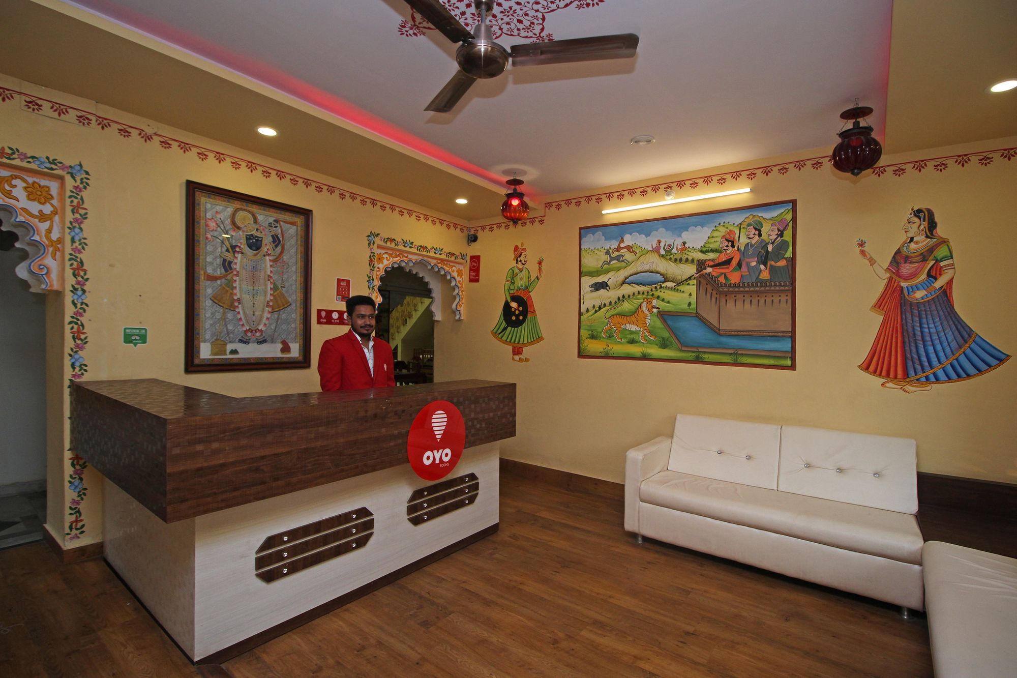Oyo 9161 Hotel Janak Vilas อุเดเปอร์ ภายนอก รูปภาพ